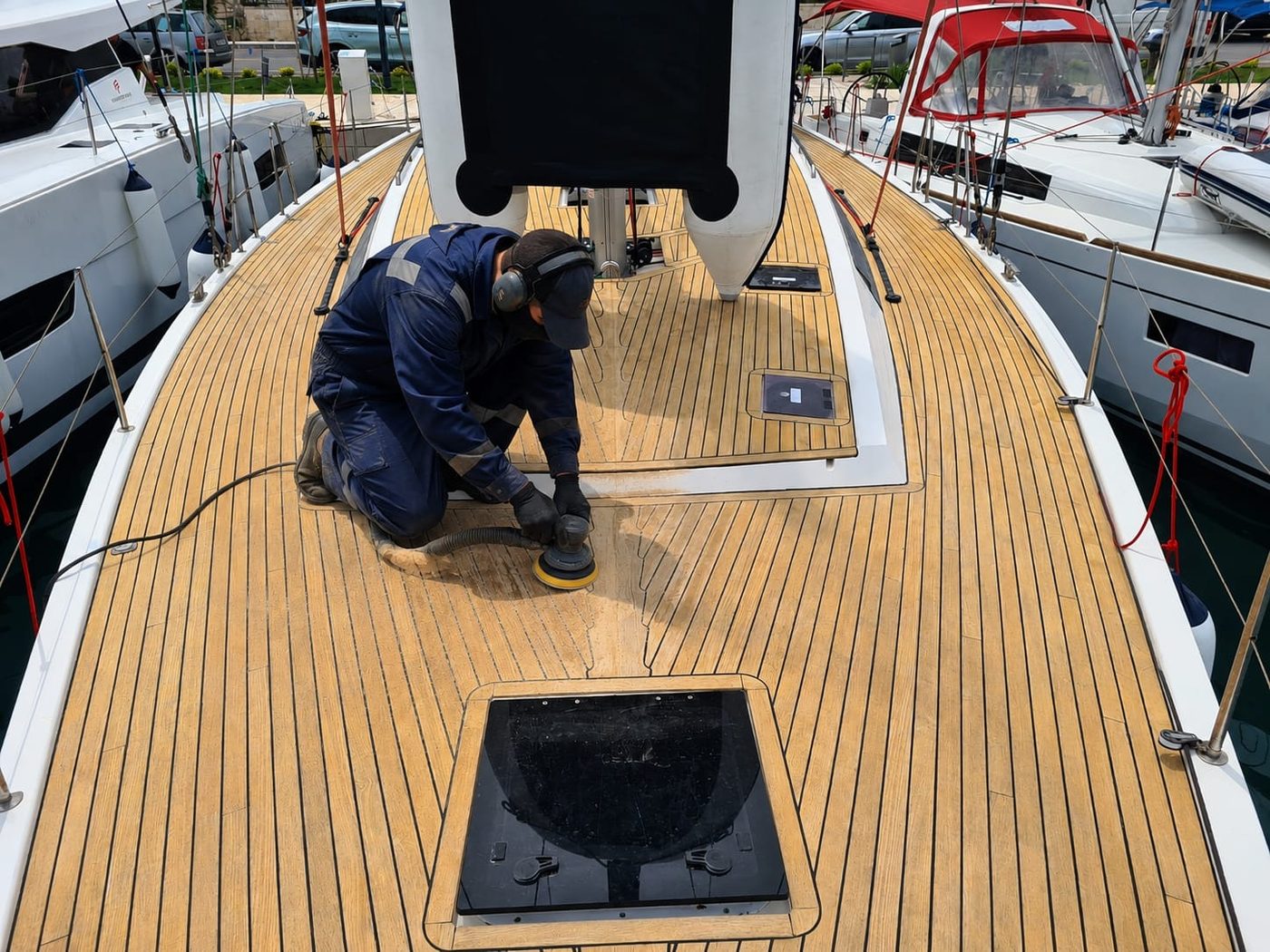 Obnova teak palube